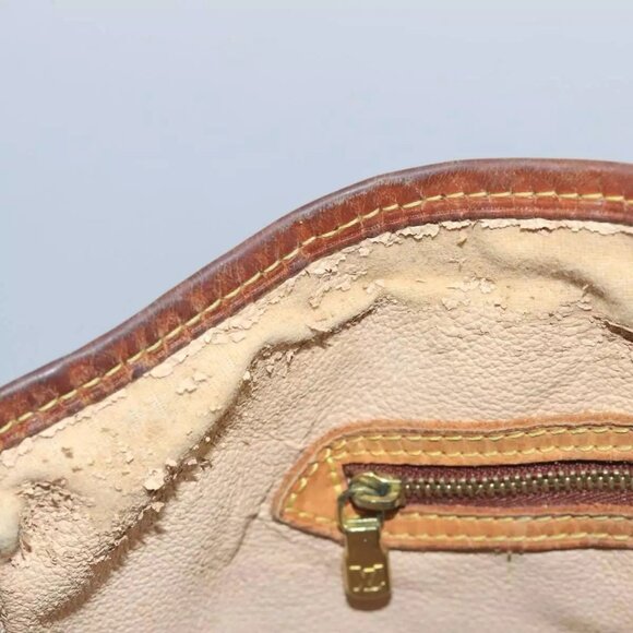 LOUIS VUITTON Monogram Bucket GM Shoulder Bag - Picture 14 of 16